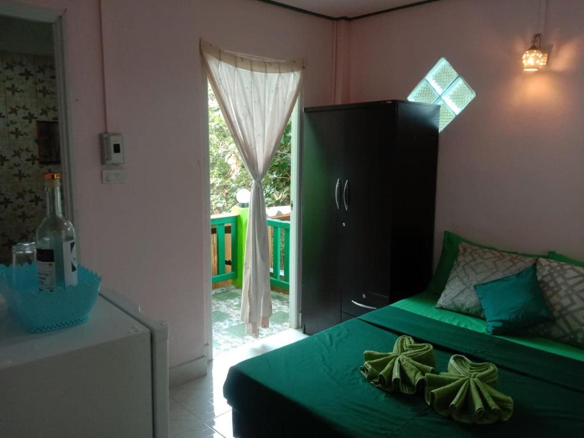 9Sathanee Ko Lanta Buitenkant foto